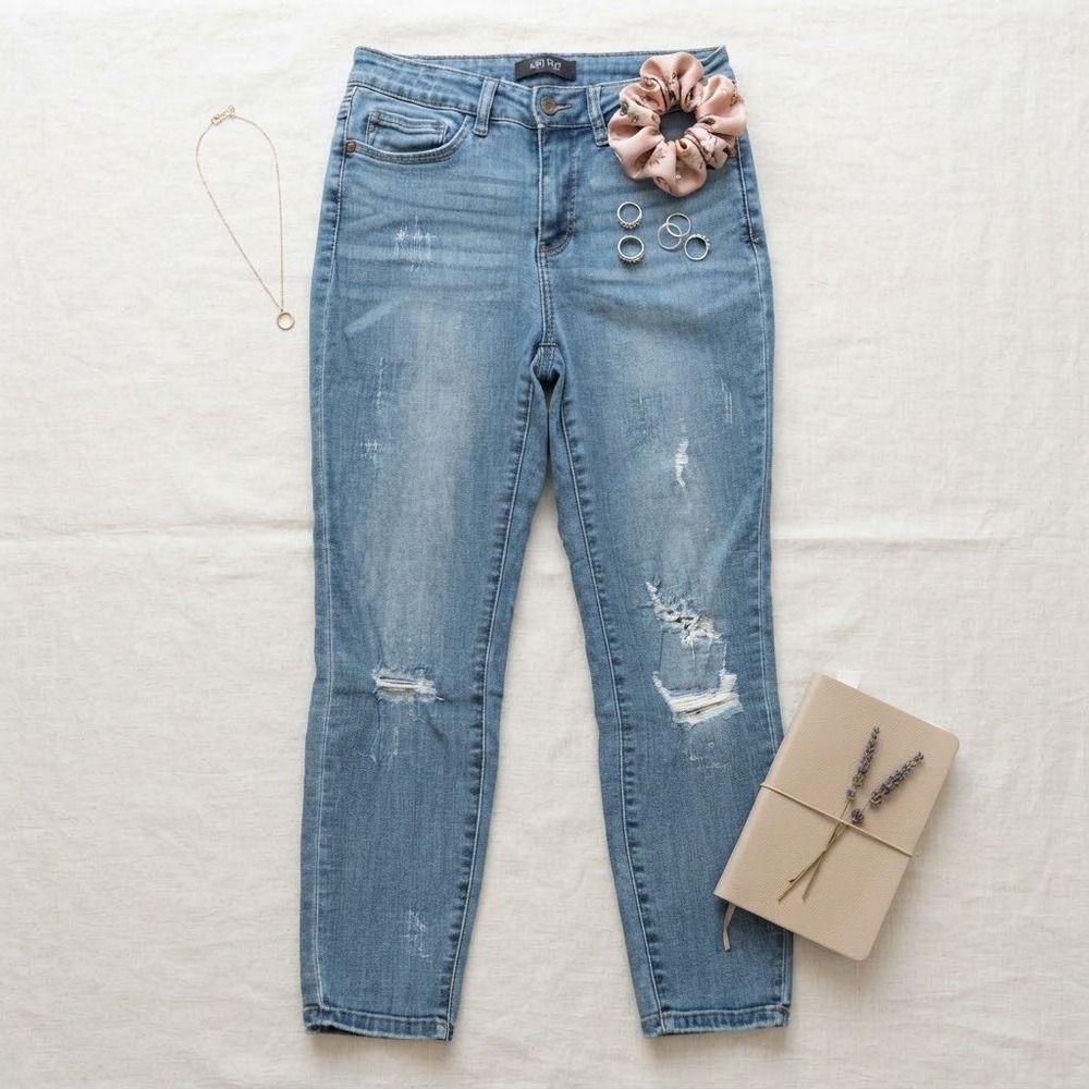 Judy Blue JB8271 DK Distressed Skinny Jeans Medium Wash Size 29 Women